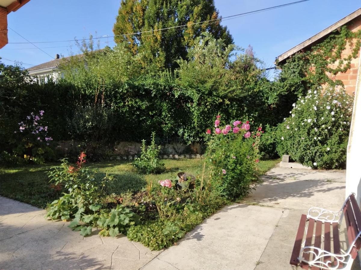chambre d'hôte dans maison privée Périgueux Exterior foto